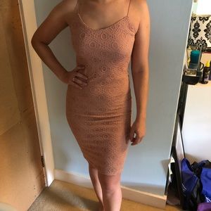 Tight midi pink dress